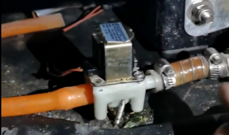 洗地機設備關閉電源后還漏水的解決方法